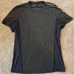 lululemon athletica Charcoal Gray Short Sleeve Tee